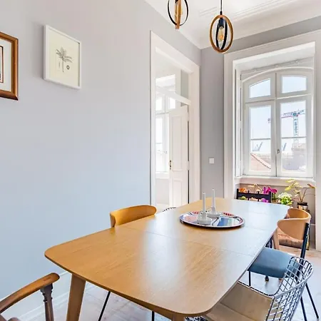 Alcantara Family Near Lx Factory Apartment Lisbon