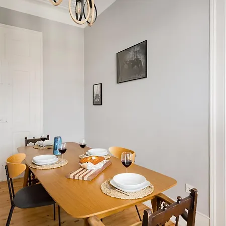 Apartment Alcantara Family Near Lx Factory *