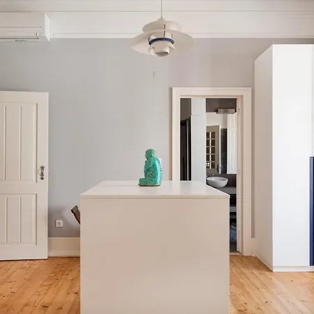Alcantara Family Near Lx Factory Apartment Lisbon